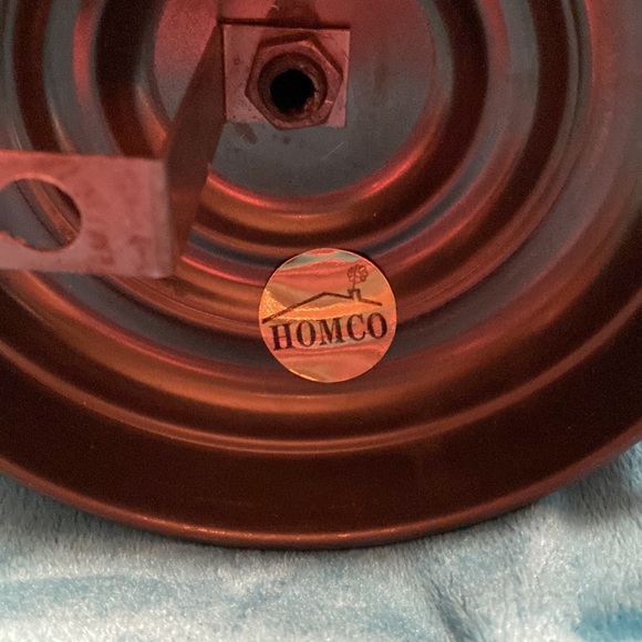 Vintage Homco Wall Sconce with Etched Glass Globe - Picture 10 of 13